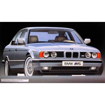 1/24 FUJIMI BMW M5 2004
