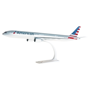 1/200 American Airlines Boeing 777-300ER Snap-Fit