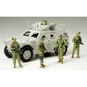 1/35 TAMIYA JGSDF Assistance Team - Iraq Humanitarian