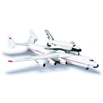 1/500 Antonov AN-225 Mriya & Buran Orbiter