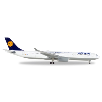 1/500 Lufthansa Airbus A330-300