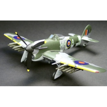 1/72 ACADEMY Hawker Tempest V