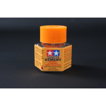 TAMIYA LIIM PLASTMUDELITELE 20ml