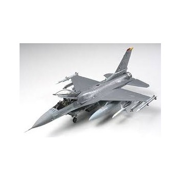 1/48 TAMIYA F-16 CJ Fighting Falcon