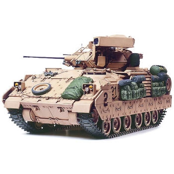 1/35 TAMIYA M2A2 Infantry Fighting Vehicle - Operation Desert Storm