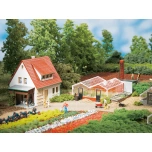 1/120 & 1/87 Market garden Auhagen