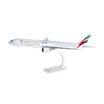 1/200 Emirates Boeing 777-300ER Snap-Fit