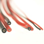 18AWG juhe must ja punane